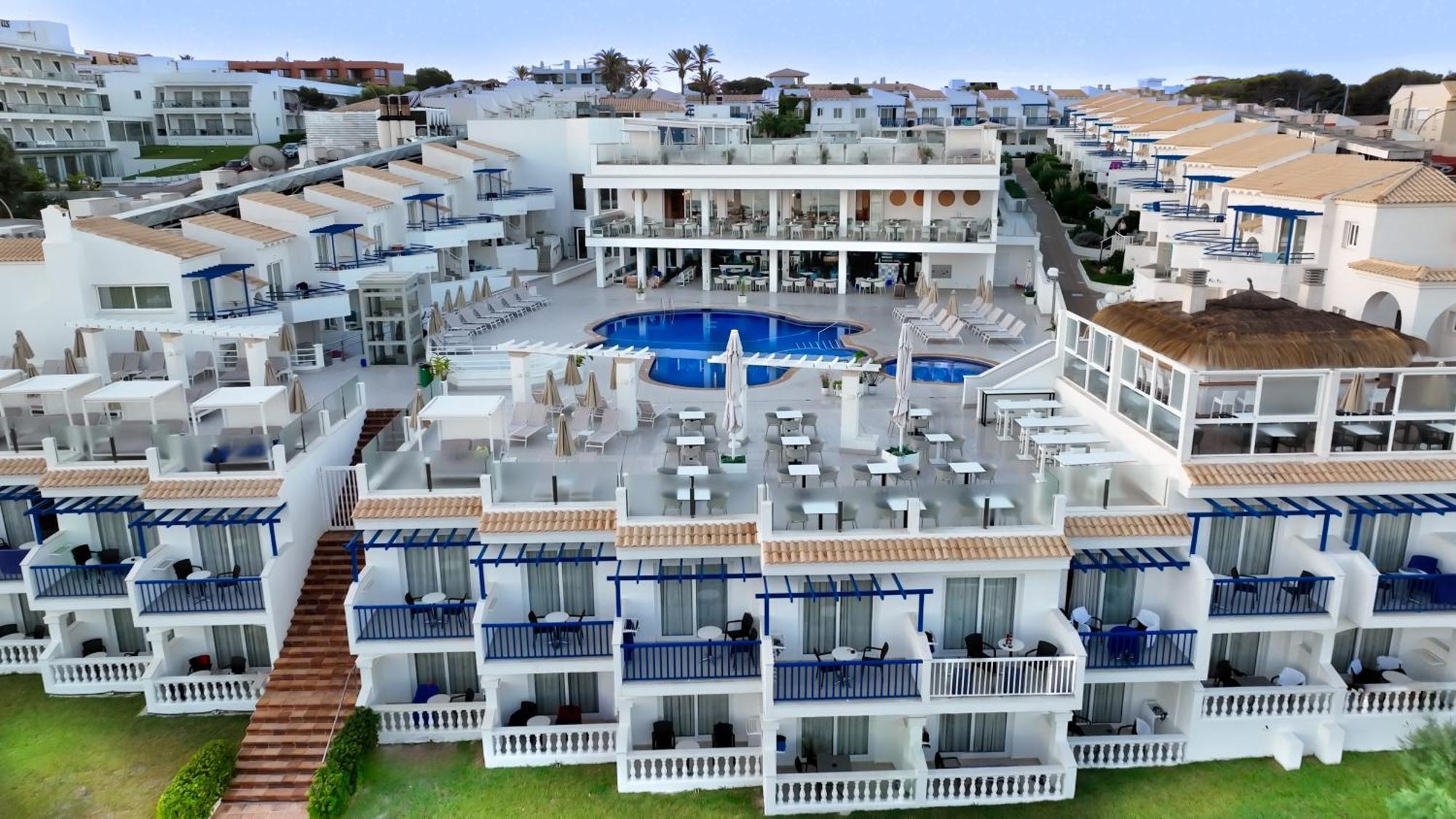 Parque Nereida Suites Hotel Кала Ратьяда Экстерьер фото